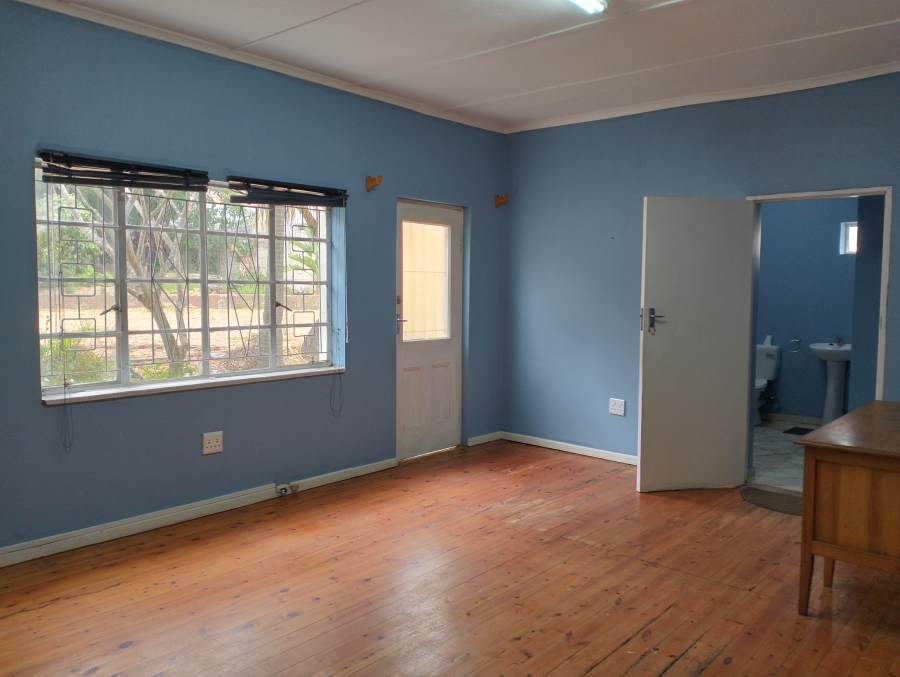 To Let commercial Property for Rent in Humansdorp Eastern Cape